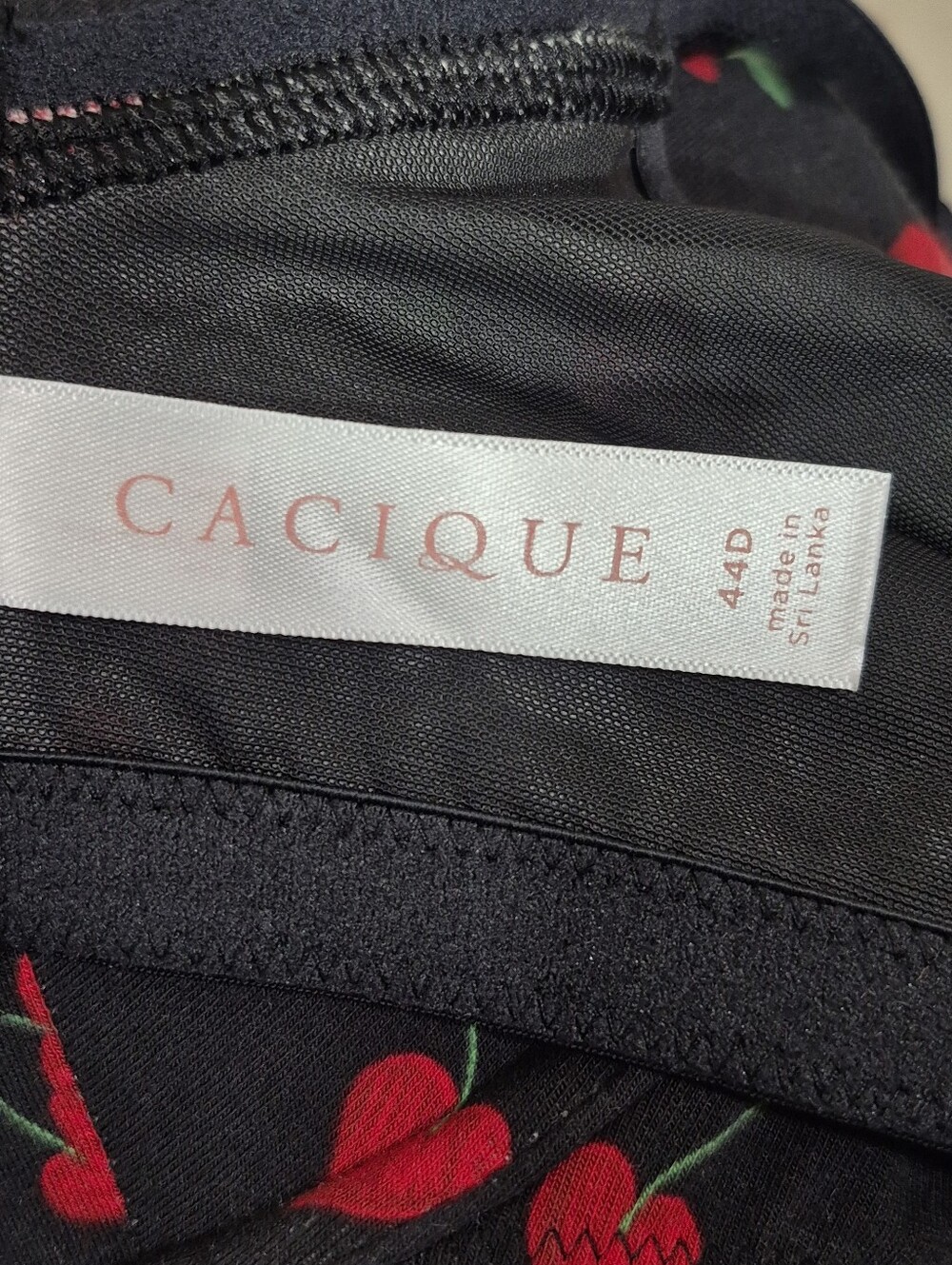 44D Cacique Cotton Boost Plunge Underwire Bra Black & Red Hearts - Picture 5 of 6